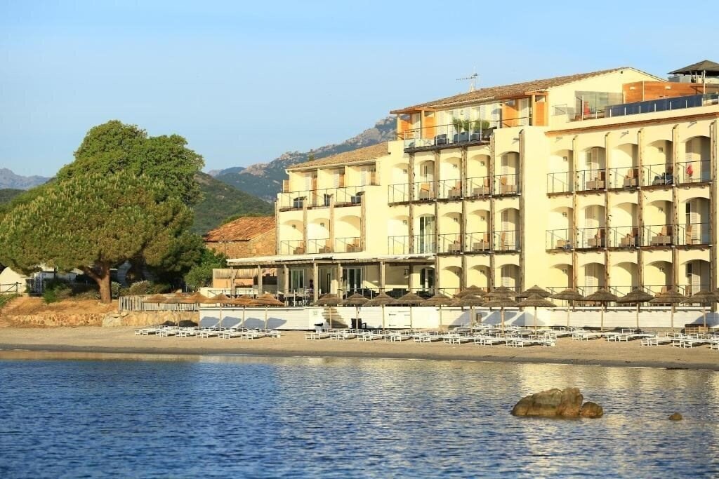 Отель Hotel Le Pinarello 4*