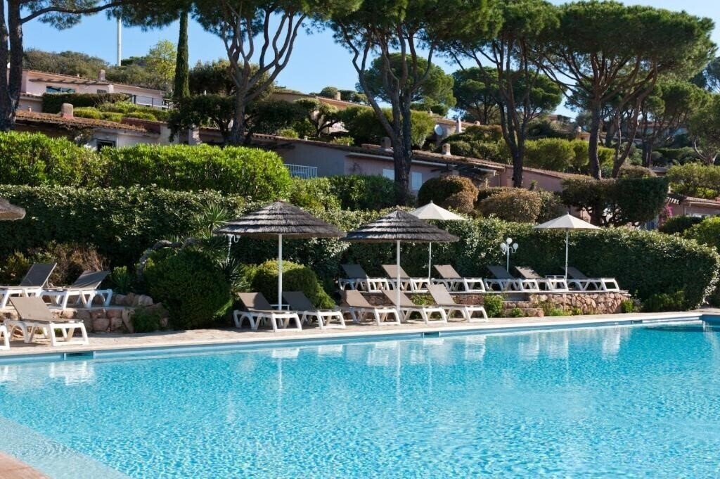 Отель Residence Marina di Santa Giulia 3*