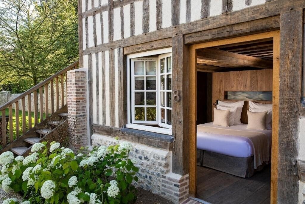 Фото Hotel Saint-Delis - La Maison Du Peintre - Relais & Chateaux 5*