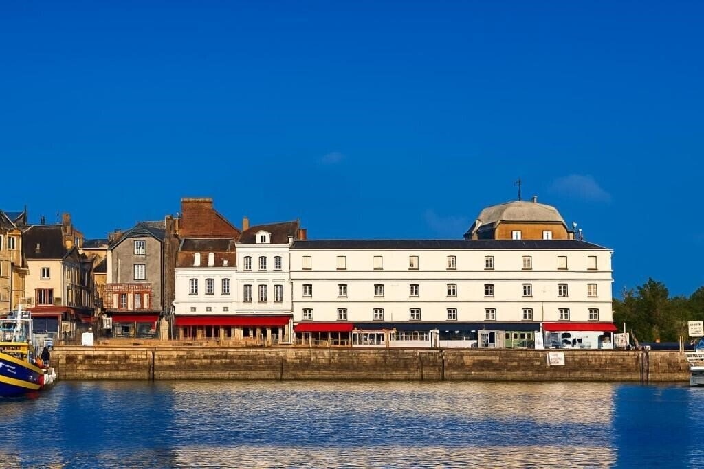 Готель Best Western Le Cheval Blanc 3*