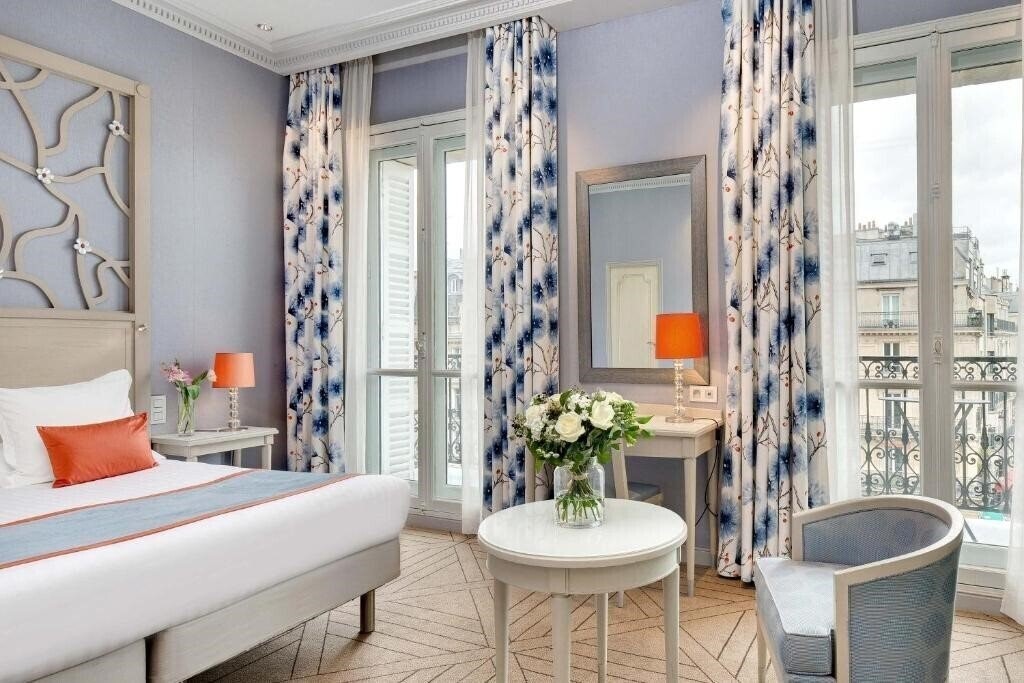 Готель Splendid Etoile 4*
