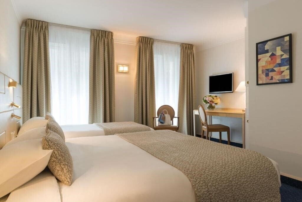 Готель Atlantic Hotel 3*