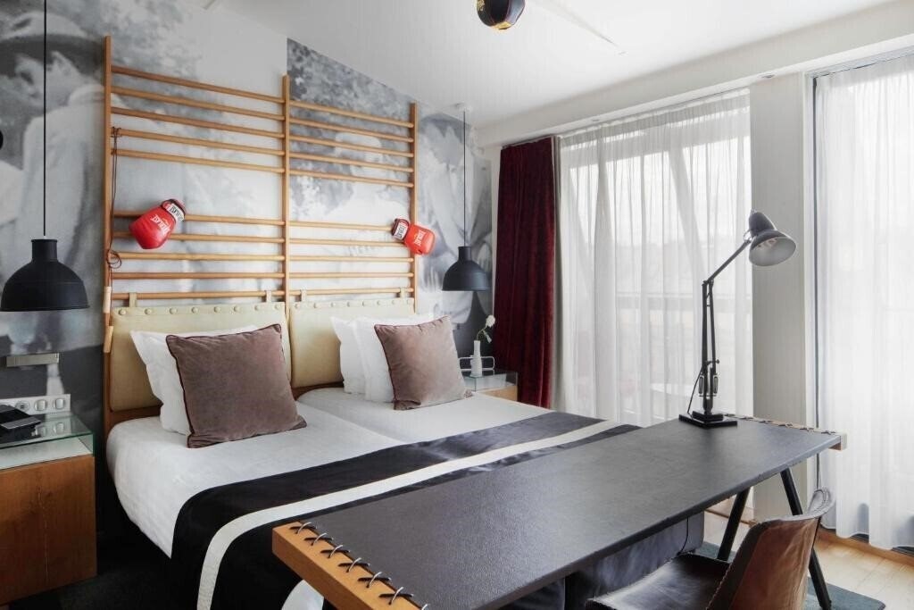 Готель Le 123 Sébastopol - Astotel 4*