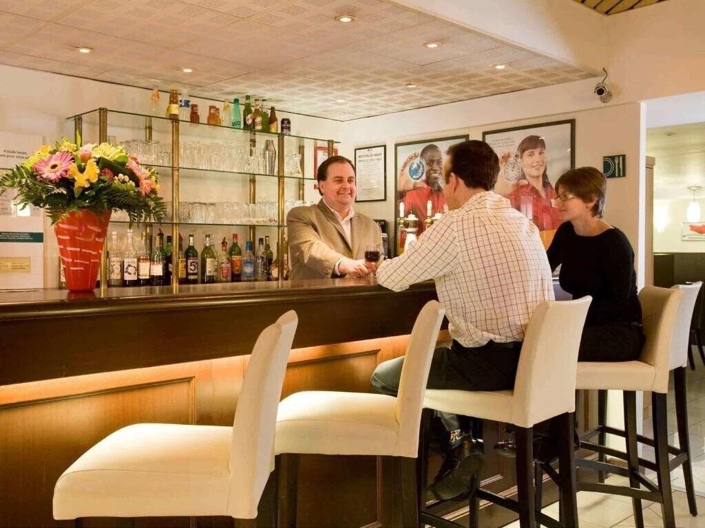 Отель Ibis Bourget 2*