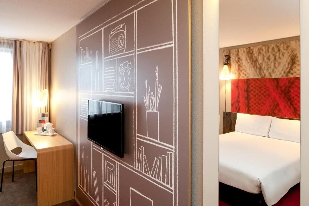Картинка Ibis Bourget 2*