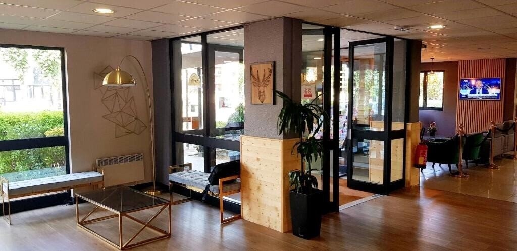 Изображение Euro Hotel Paris Creteil 3*