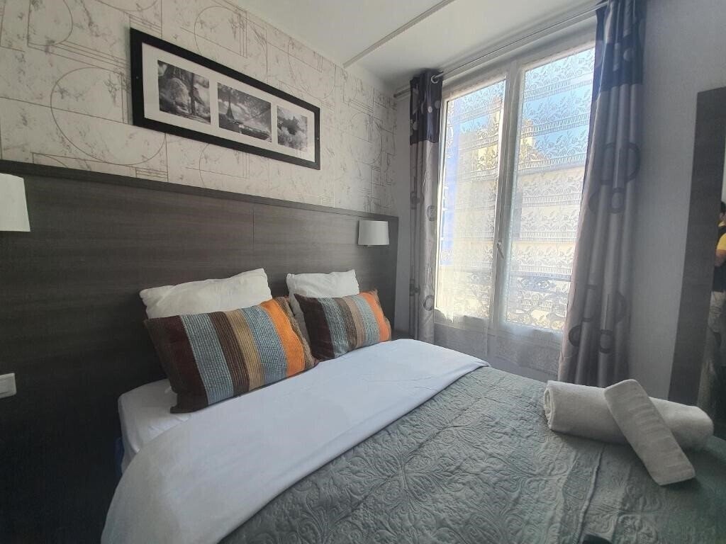 Фотография Savoy Hotel 2*
