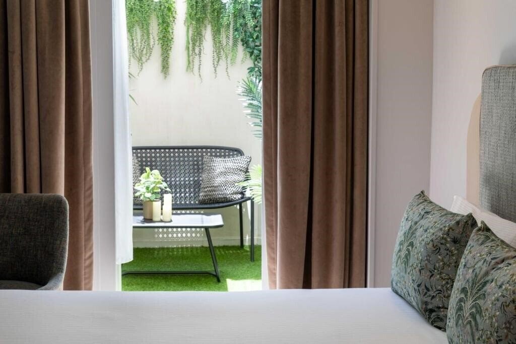 Картинка Eiffel Saint Charles 3*