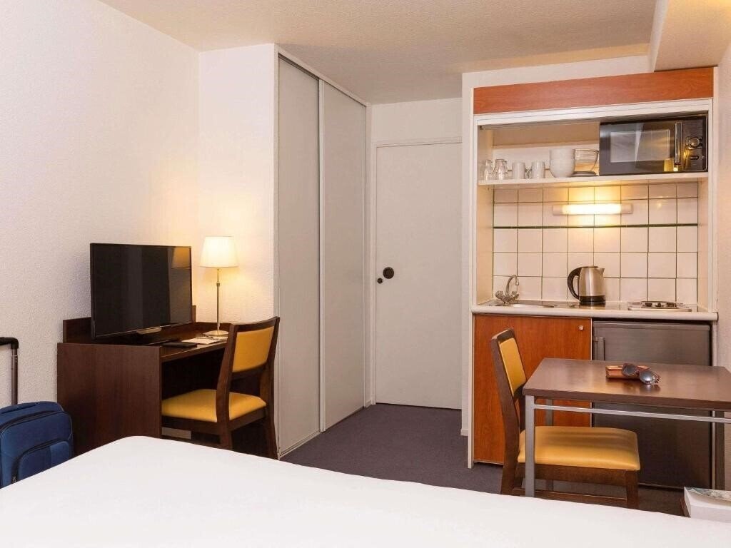 Картинка Adagio Access La Defense Leonard De Vinci 3*