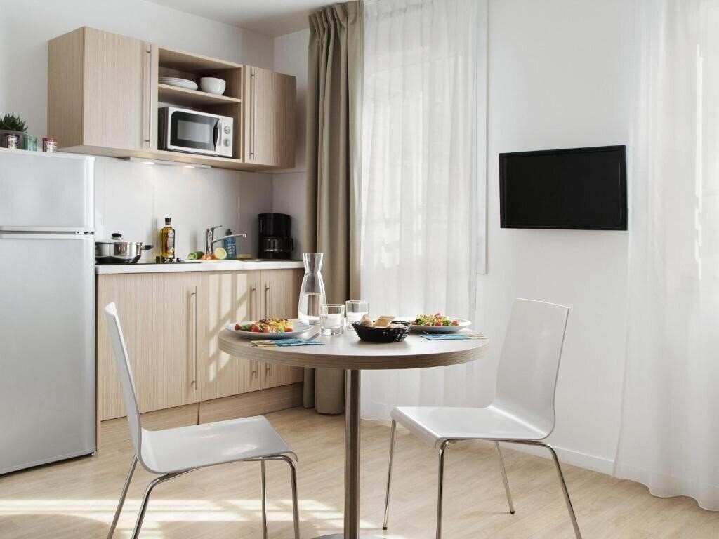 Картинка Adagio Access Paris Clichy 3*