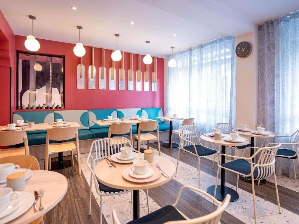 Фото Modern Montmartre 2*