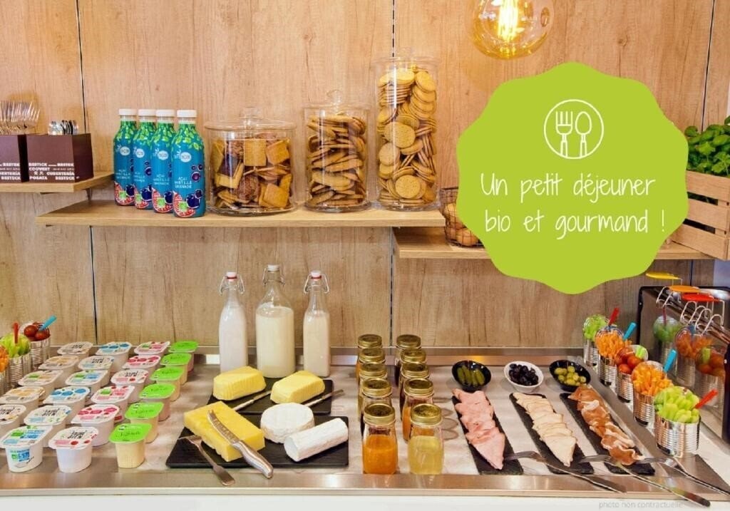 Картинка Residhome Neuilly Bords De Marne 3*