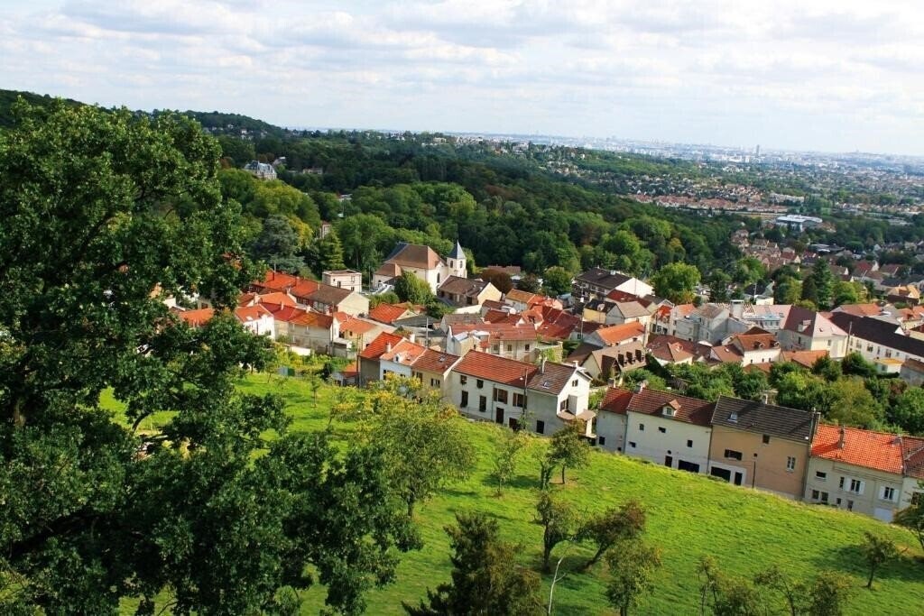 Фотографія Residhotel Les Hauts D'Andilly 3*