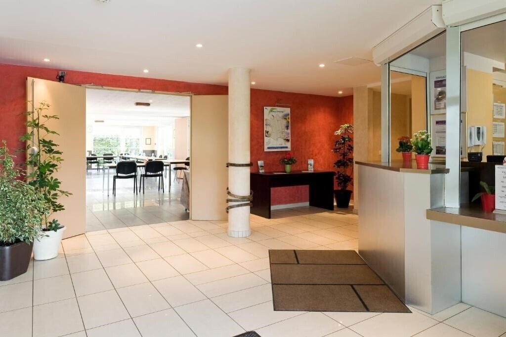 Зображення Residhotel Les Hauts D'Andilly 3*