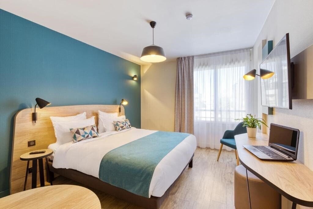 Отель Appart City Paris Clichy Mairie 3*