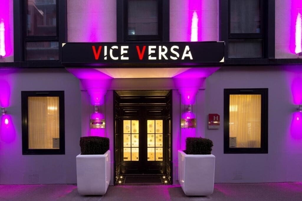 Готель Vice Versa 4*