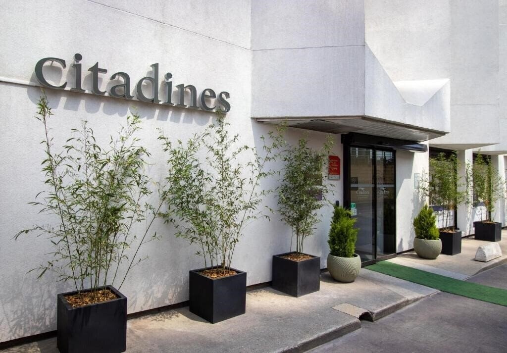 Фото Citadines La Defense 3*