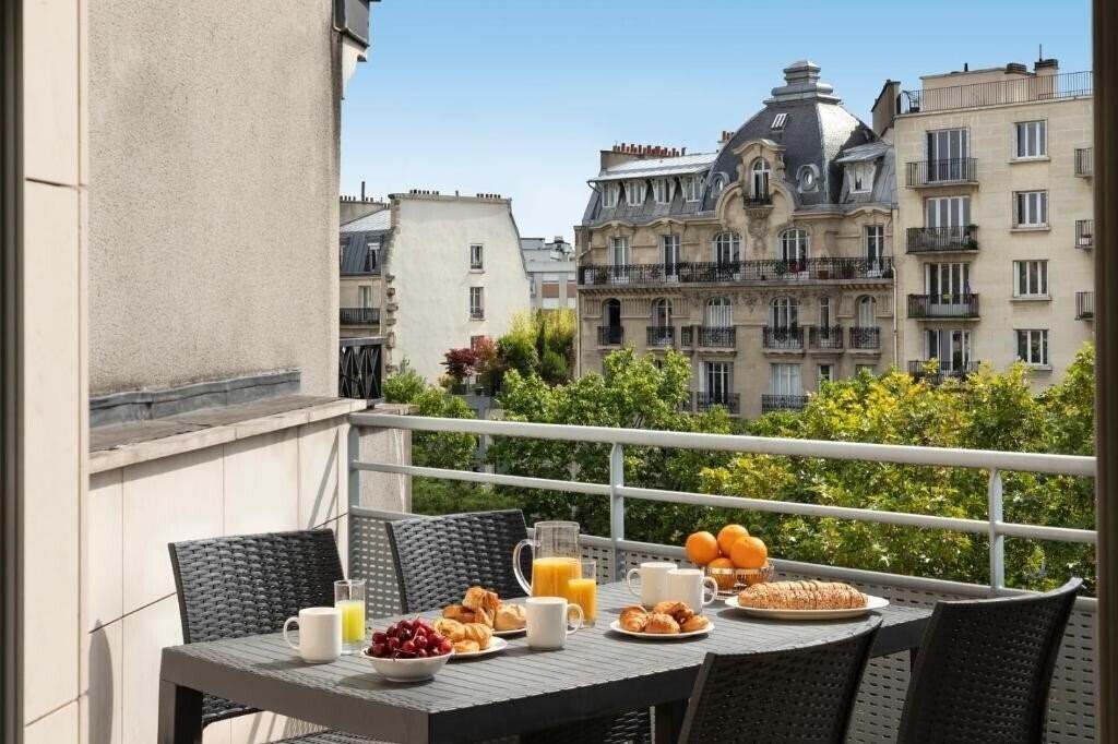 Фотография Citadines Bestille Marais Paris 3*