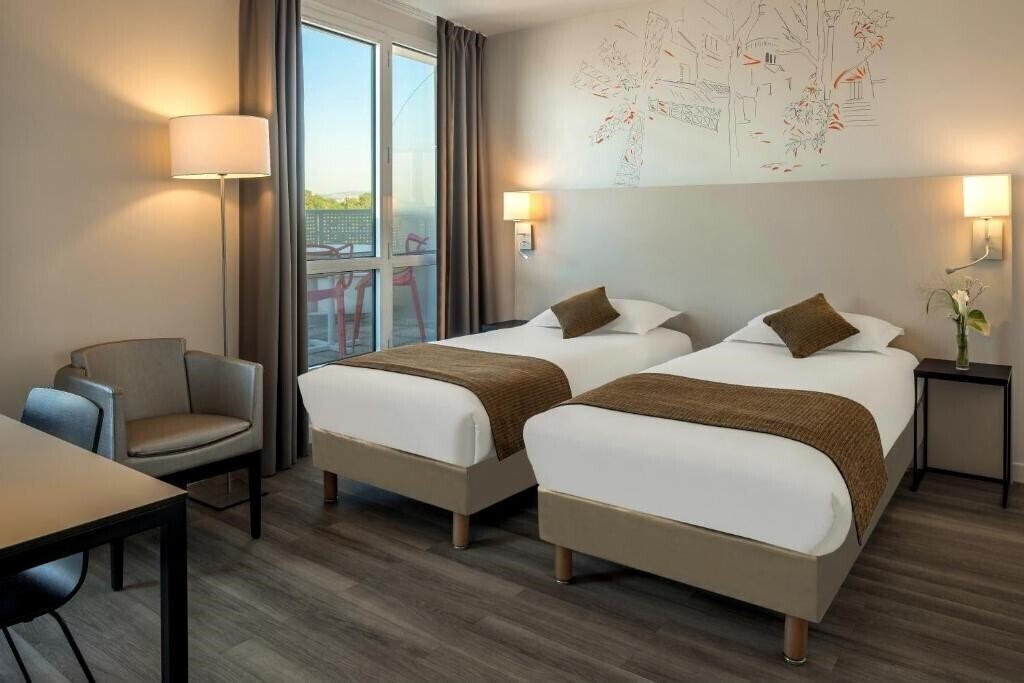 Фото Citadines Montmartre Paris 3*