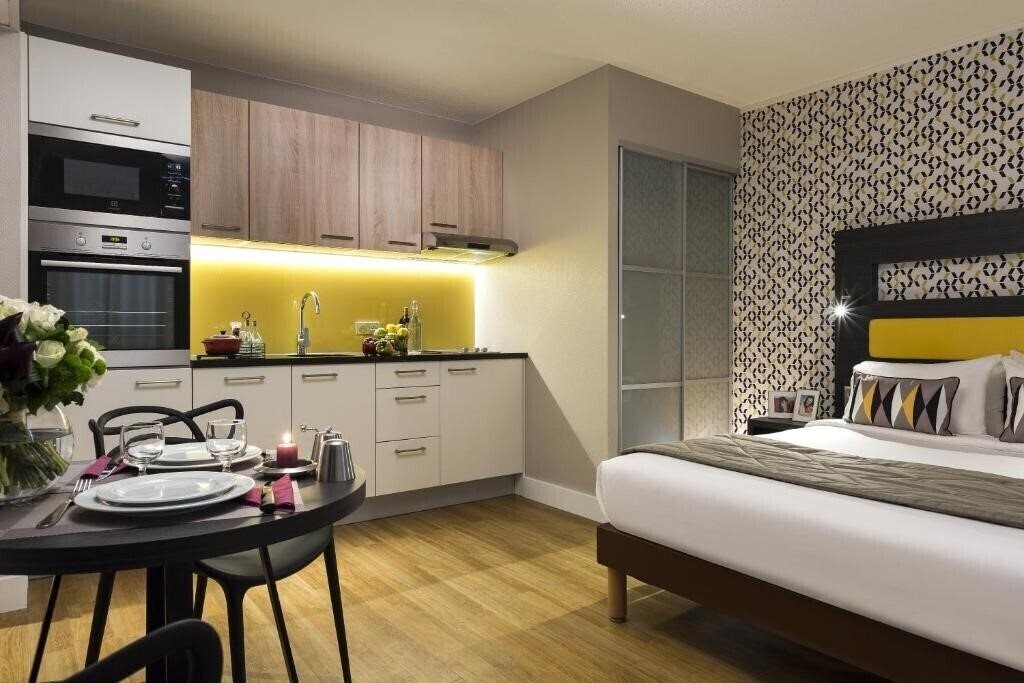 Фото Citadines Tour Eiffel Paris 3*