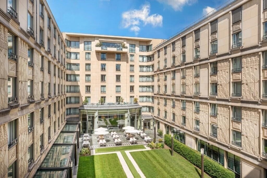 Фото L'Hotel du Collectionneur Arc de Triomphe 5*