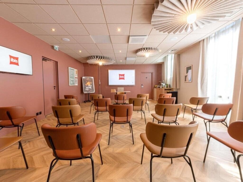 Зображення Ibis Paris Gare Du Nord Chateau Landon 10eme 3*