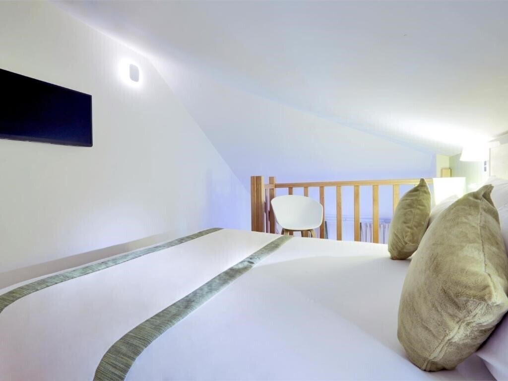 Изображение Kyriad Paris 18 Porte de Clignancourt Montmartre 3*