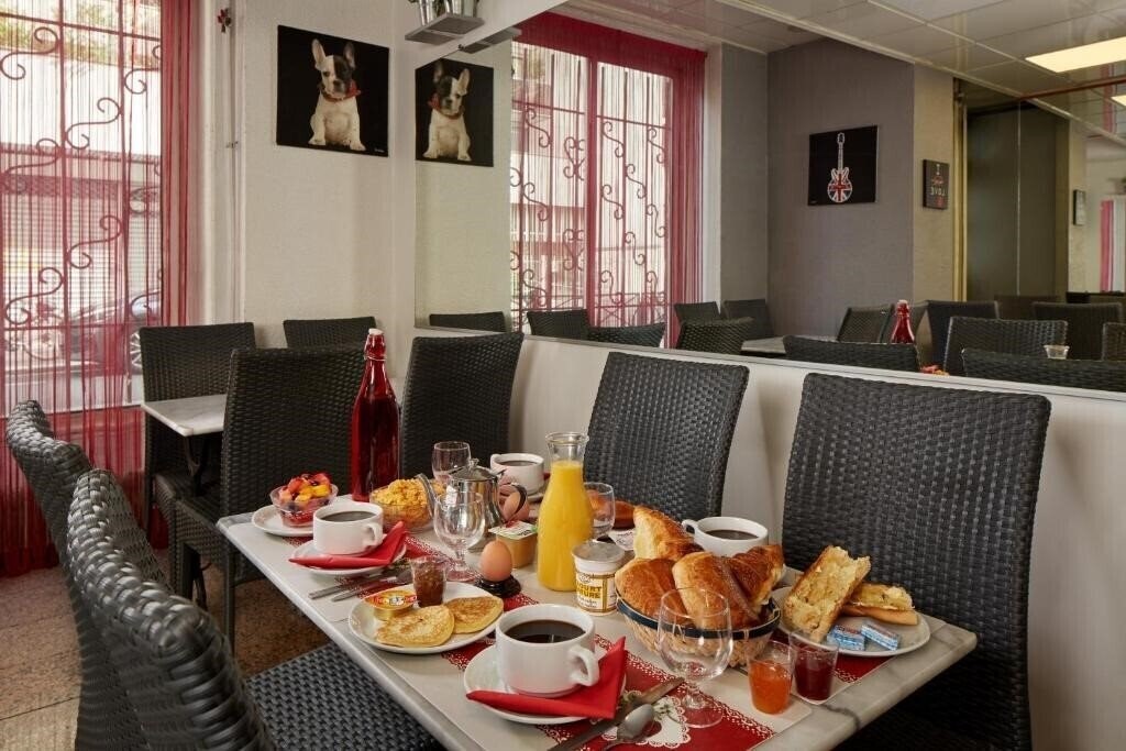 Изображение Grand Hotel Nouvel Opera 3*
