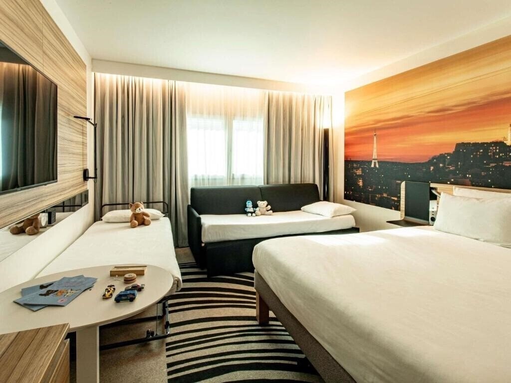 Фото Novotel Paris 14 Porte D'Orleans 4*