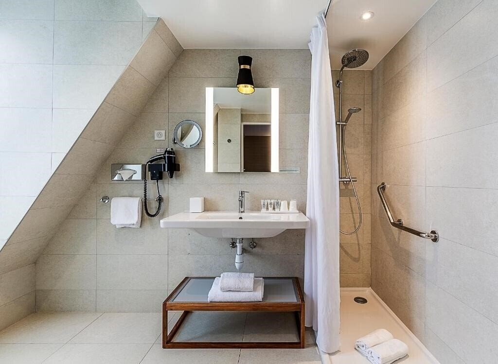 Фото La Manufacture 3*