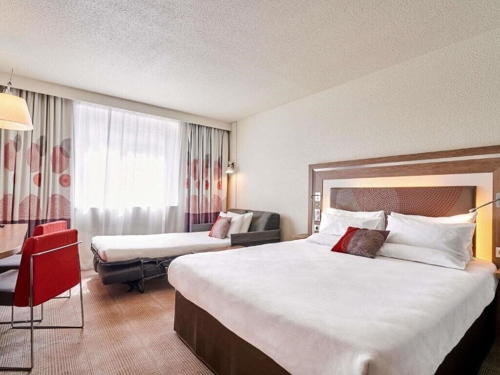 Картинка Novotel Paris 17 Porte D 'Asnieres 4*