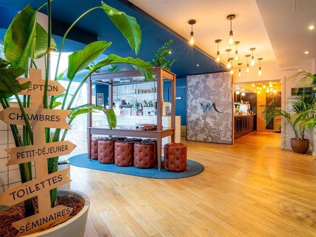 Готель Mercure Paris Montparnasse Pasteur 4*