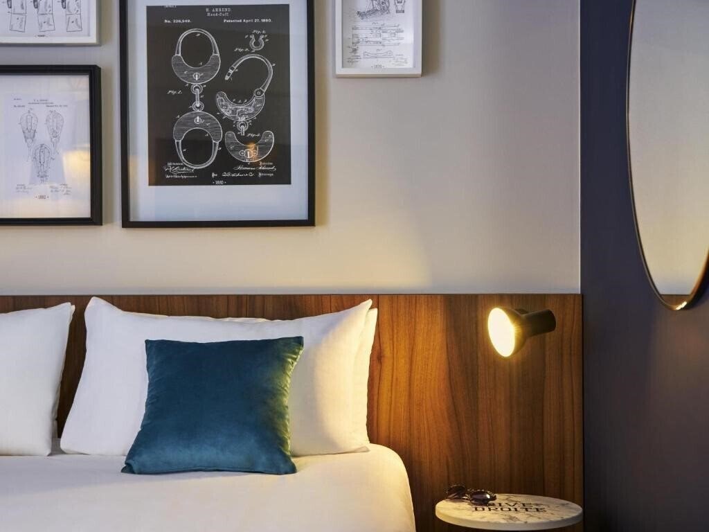 Картинка Mercure Paris Montparnasse Pasteur (ex. Holiday Inn Paris Montparnasse Pasteur) 4*