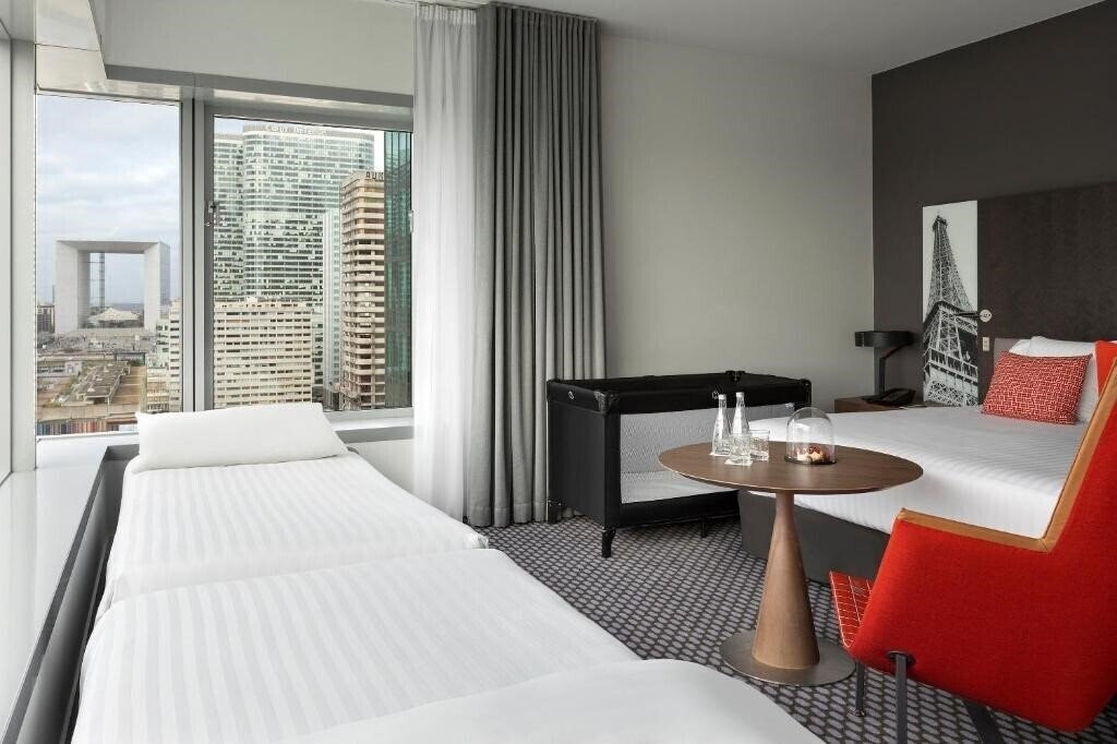 Фото Melia Paris La Defense 4*