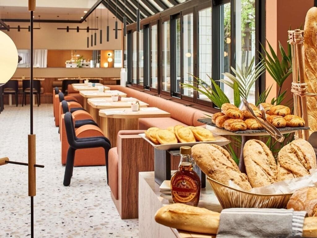 Картинка Hotel Mercure Paris 15 Porte De Versailles 4*