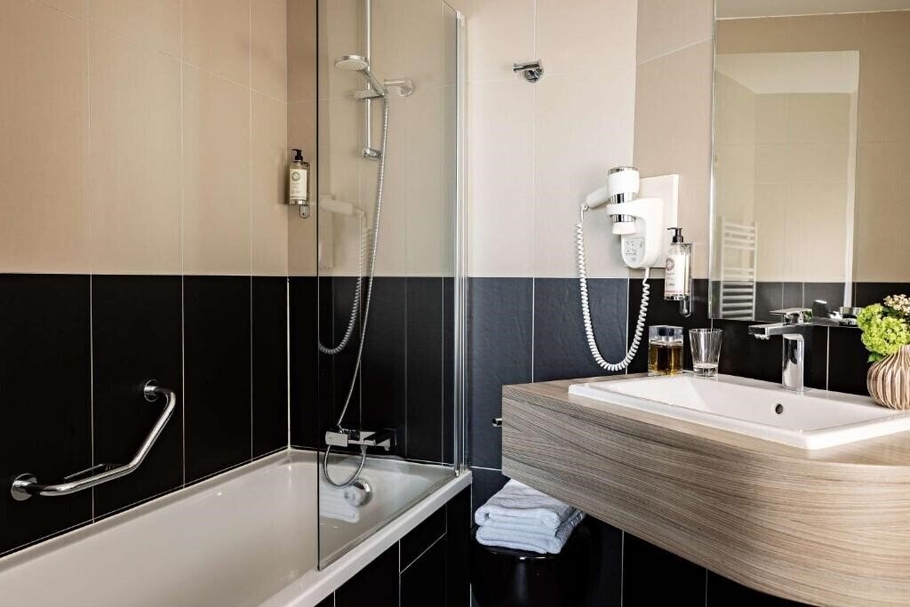 Фотография Best Western Paris Porte de Versailles 3*