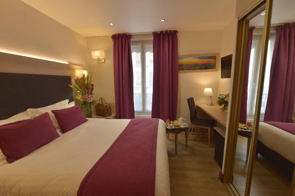 Фото Hotel Renoir Paris Montparnasse 3*