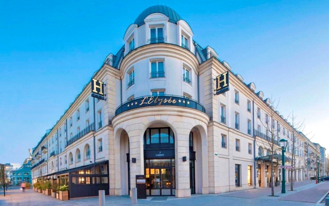 Отель L'Elysee Val D’Europe 3*