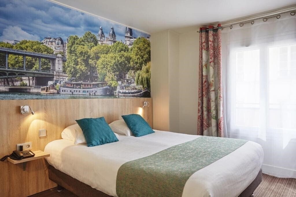 Отель Beaugrenelle Tour Eiffel Hotel 3*