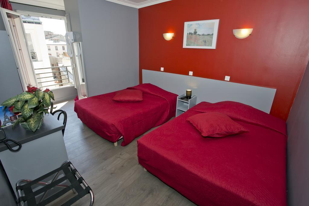 Фото Hipotel Paris Voltaire Bastille 4*