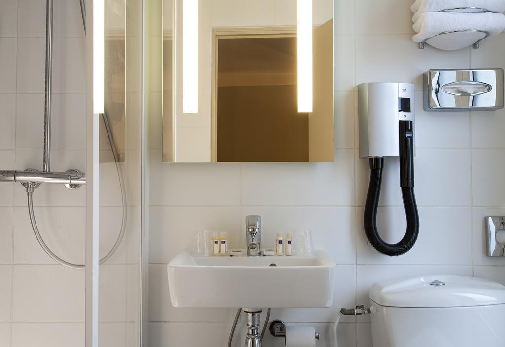 Фотографія Timhotel Paris Gare Montparnasse 3*