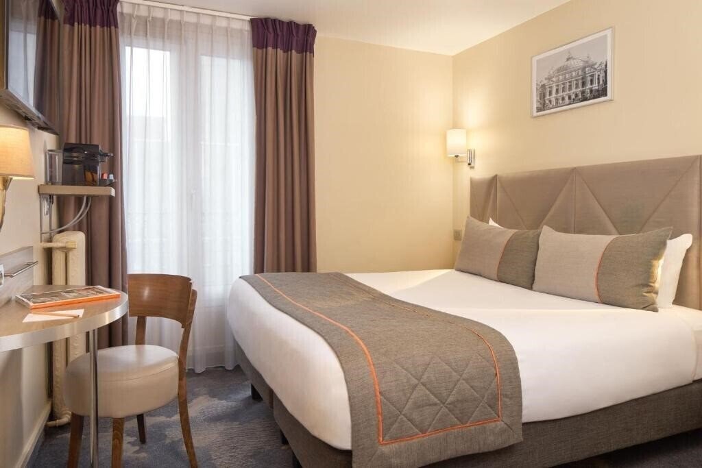 Готель Timhotel Paris Gare Montparnasse 3*