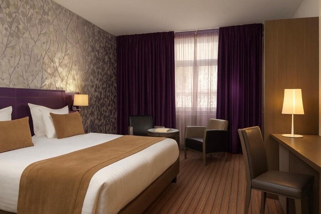 Картинка Timhotel Opera Blanche Fontaine 4*