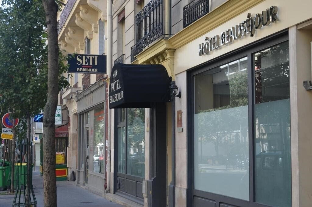 Готель Hotel Beausejour 2*