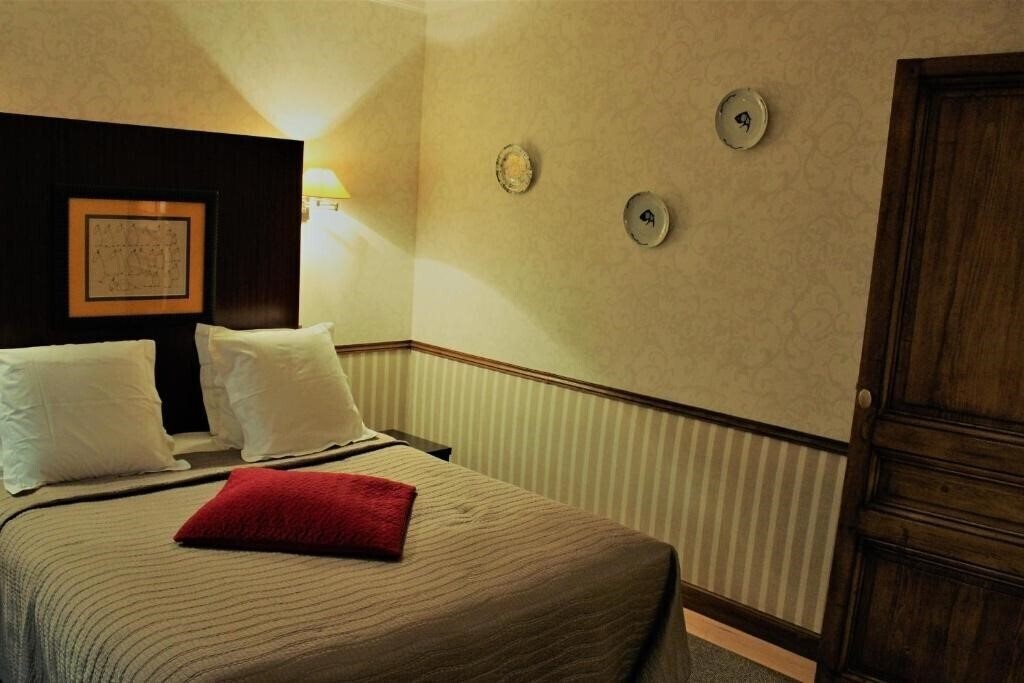 Картинка Relais Monceau 4*