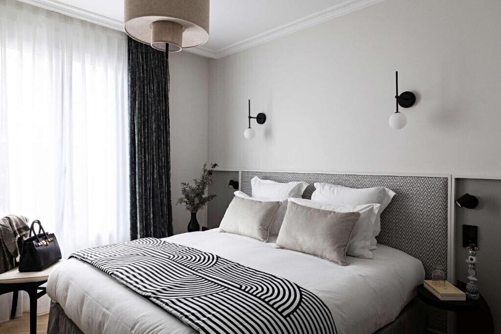 Фото Best Western Premier The Blake Paris Gare Saint Lazare 4*