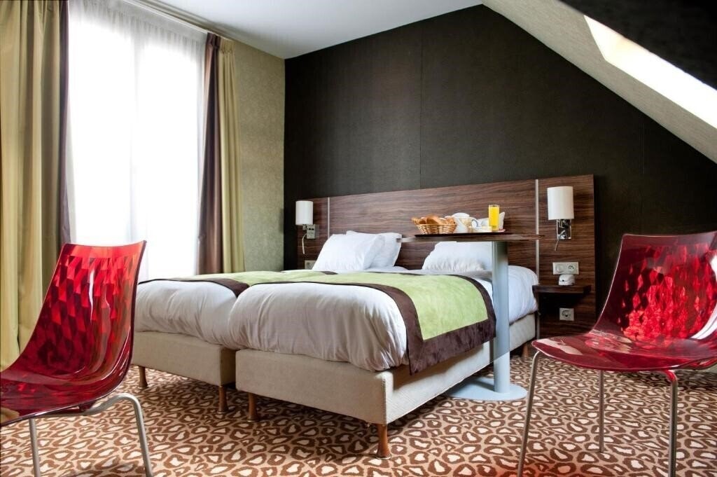 Фото Berkeley Hotel 3*