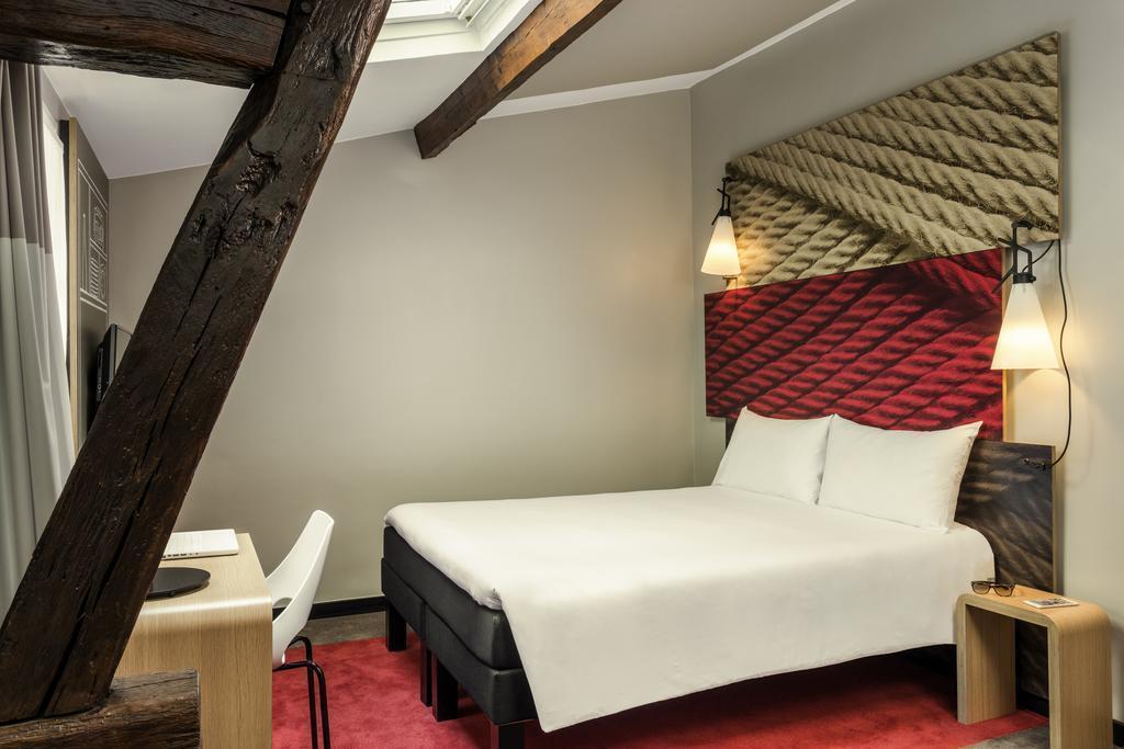Фотографія Ibis Paris Avenue De La Republique 3*