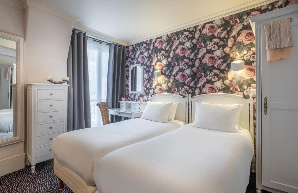 Отель London 3*