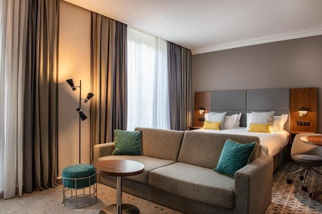 Зображення Crowne Plaza Paris Republique 4*